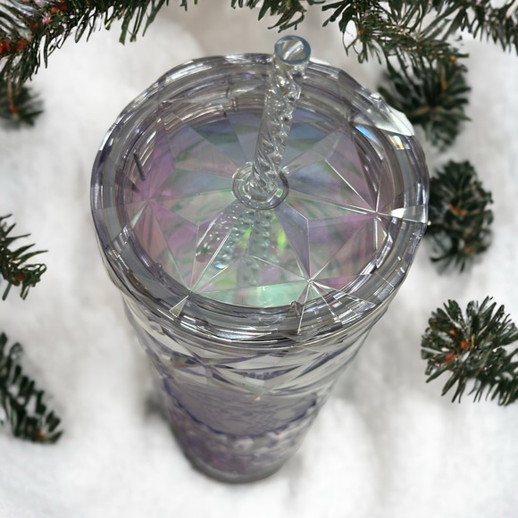 Starbucks 2023 Holiday Iridescent Winter White Cold Cup Venti 24oz Tumbl… - Picture 5 of 6